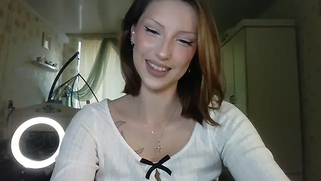 RuxaShade online show from November 2025 11:03:01 AM