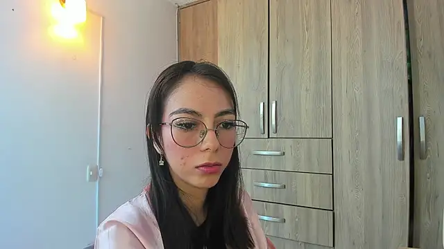 horny adiction online show from April 2026 07:59:02 PM