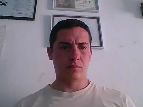 Snapshot of mickseb89 chatting on September 2025 08:10:02 PM mickseb89 online show from September 2025 08:10:02 PM