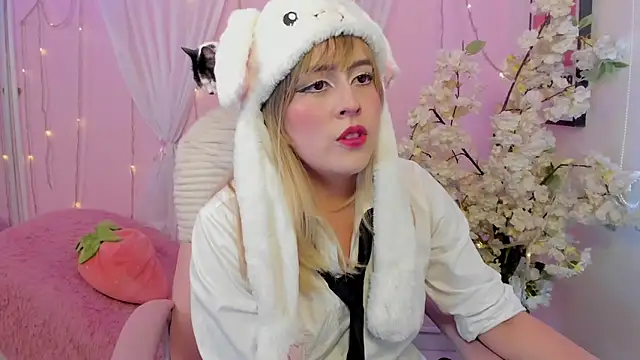 Jenny Wolridge  online show from February 2026 09:23:01 PM