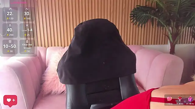 Jenny Wolridge  online show from November 2025 06:57:01 PM