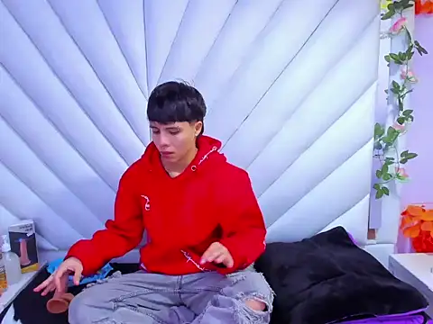 Bruno Cruzz online show from October 2025 02:30:02 AM