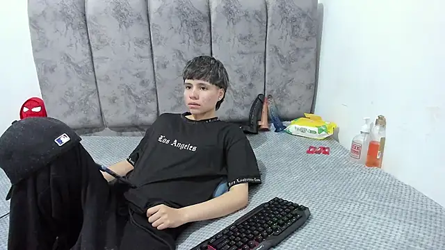 Bruno Cruzz online show from June 2026 05:12:01 AM