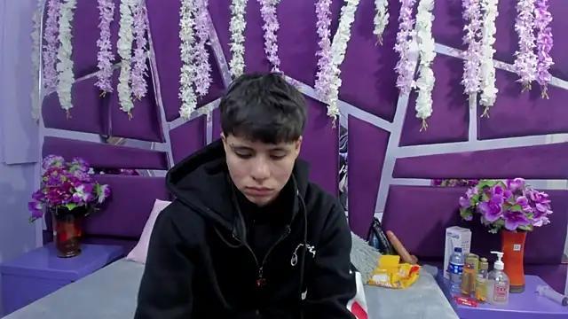 Bruno Cruzz online show from February 2026 02:23:01 AM