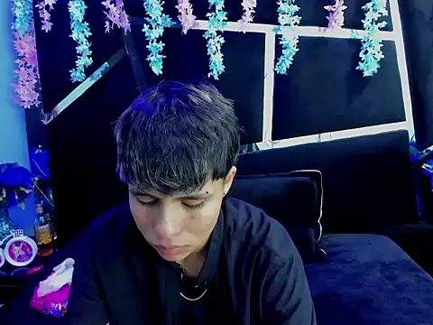 Bruno Cruzz online show from September 2025 02:32:01 AM