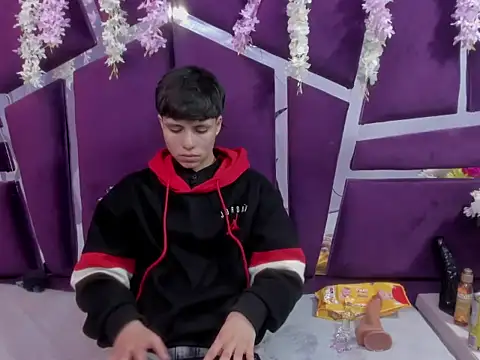 Bruno Cruzz online show from December 2025 02:26:01 AM