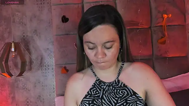 Sky Junne online show from February 2026 06:16:01 PM