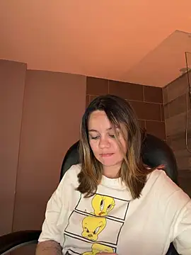 Sky Junne online show from March 2026 05:38:02 PM