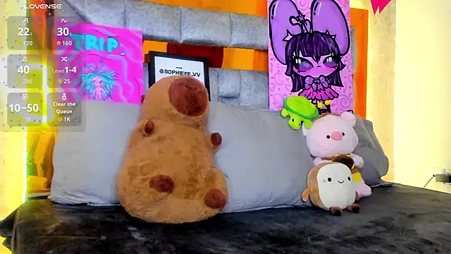 sophiievv online show from November 2025 08:18:02 PM