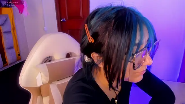 sophiievv online show from February 2026 09:14:01 PM