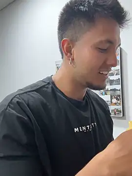 Snapshot of JeanLust chatting on October 2025 02:12:02 AM JeanLust online show from October 2025 02:12:02 AM