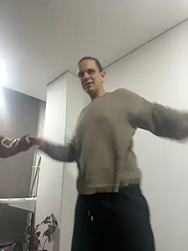 Snapshot of JeanLust chatting on February 2026 01:23:01 AM JeanLust online show from February 2026 01:23:01 AM