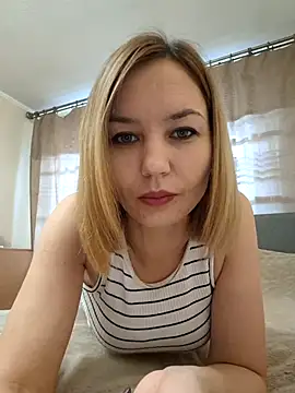 VeroLoverx online show from November 2025 10:53:01 AM