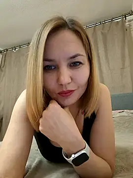 VeroLoverx online show from November 2025 04:40:02 PM