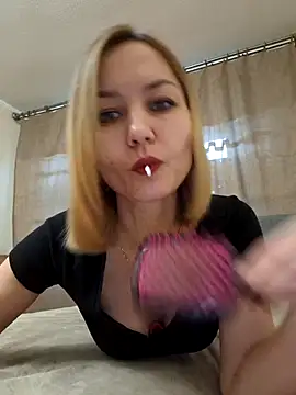 VeroLoverx online show from November 2025 10:03:02 AM