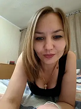 Snapshot of VeroLoverx chatting on September 2025 08:16:02 PM VeroLoverx online show from September 2025 08:16:02 PM