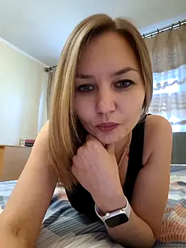 Snapshot of VeroLoverx chatting on September 2025 12:45:01 PM VeroLoverx online show from September 2025 12:45:01 PM