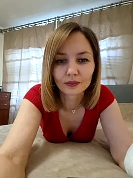 VeroLoverx online show from April 2026 12:33:01 PM