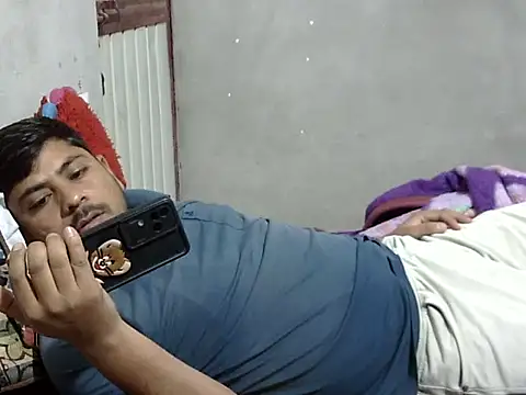 Ajmersingh335512 online show from April 2026 03:18:02 PM