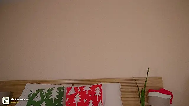 Snapshot of Seducktive chatting on December 2025 08:35:02 PM Seducktive online show from December 2025 08:35:02 PM