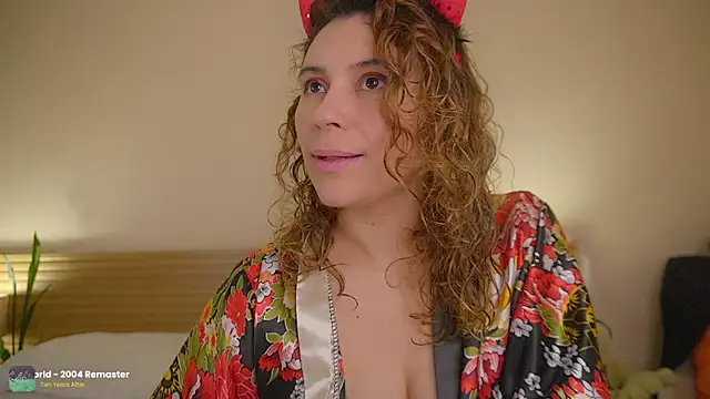 Snapshot of Seducktive chatting on October 2025 06:15:01 PM Seducktive online show from October 2025 06:15:01 PM