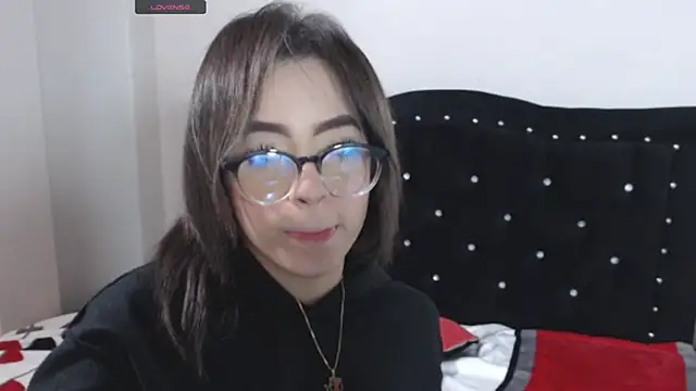 Snapshot of Coraline_Playful chatting on September 2025 12:33:02 PM Coraline Playful online show from September 2025 12:33:02 PM