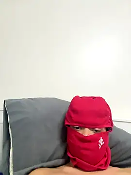 Snapshot of lionr0660 chatting on October 2025 04:08:01 PM lionr0660 online show from October 2025 04:08:01 PM