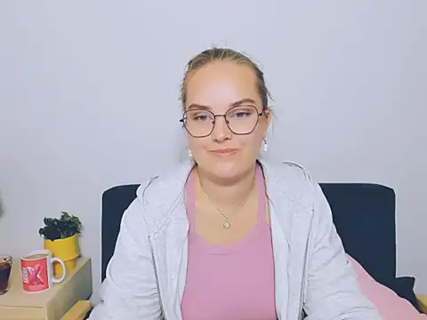 AliceCrazy69 online show from October 2025 08:12:01 PM