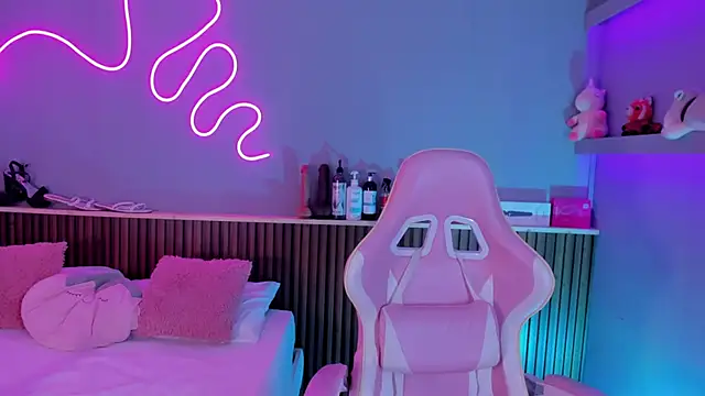 SammyRose  online show from April 2026 08:20:01 PM