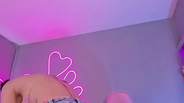 SammyRose  online show from May 2026 08:39:01 PM