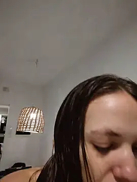 Snapshot of lauflor chatting on June 2026 10:26:02 AM lauflor online show from June 2026 10:26:02 AM