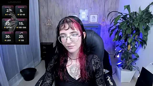 AfroditaLeclair online show from October 2025 05:13:02 PM