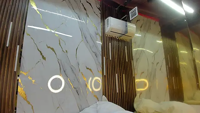 VictoriaDuart online show from April 2026 08:27:01 PM