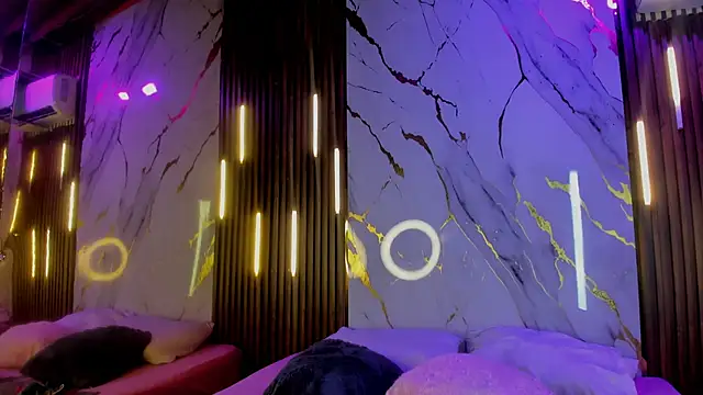 Snapshot of VictoriaDuart chatting on September 2025 07:43:02 PM VictoriaDuart online show from September 2025 07:43:02 PM