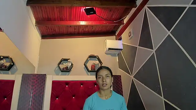 VictoriaDuart online show from March 2026 09:16:02 PM