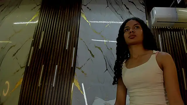 Snapshot of VictoriaDuart chatting on December 2025 08:17:02 PM VictoriaDuart online show from December 2025 08:17:02 PM