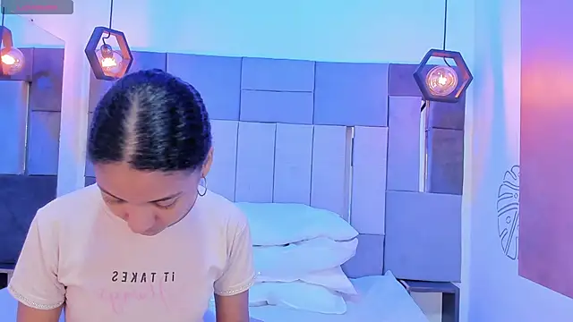 VictoriaDuart online show from February 2026 08:08:01 PM