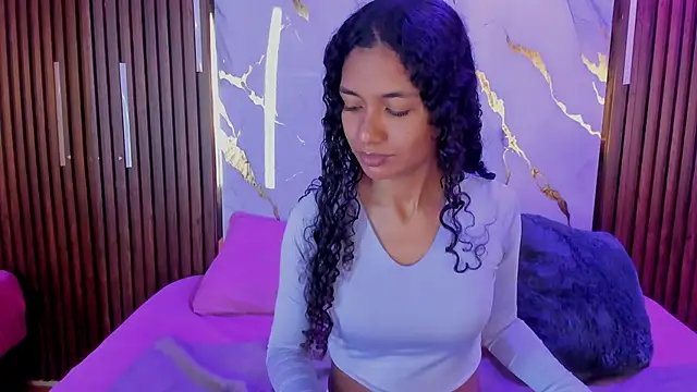 Snapshot of VictoriaDuart chatting on September 2025 08:26:01 PM VictoriaDuart online show from September 2025 08:26:01 PM