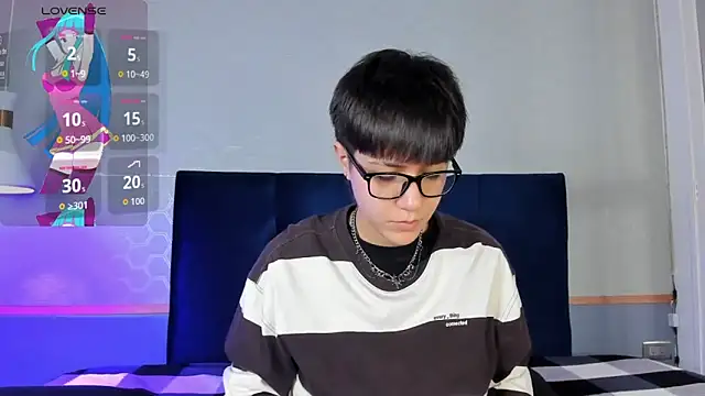 Snapshot of Tsuki_Maru chatting on November 2025 08:31:01 PM Tsuki Maru online show from November 2025 08:31:01 PM