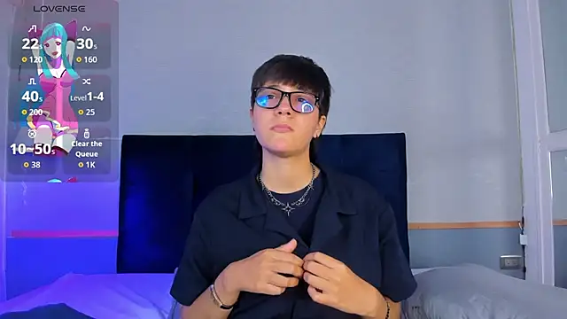 Snapshot of Tsuki_Maru chatting on December 2025 07:57:01 PM Tsuki Maru online show from December 2025 07:57:01 PM