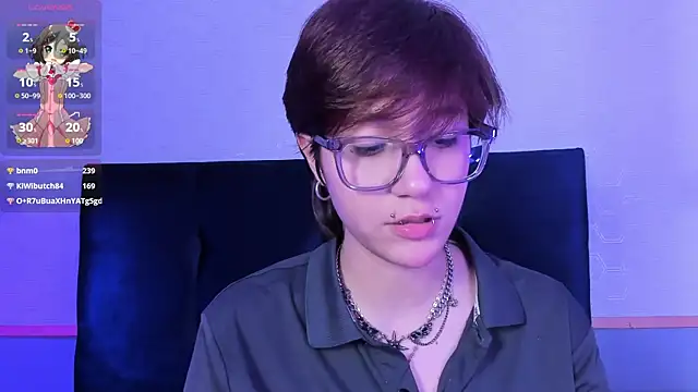 Tsuki Maru online show from March 2026 01:00:01 AM