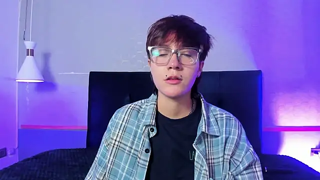 Tsuki Maru online show from January 2026 03:43:02 AM