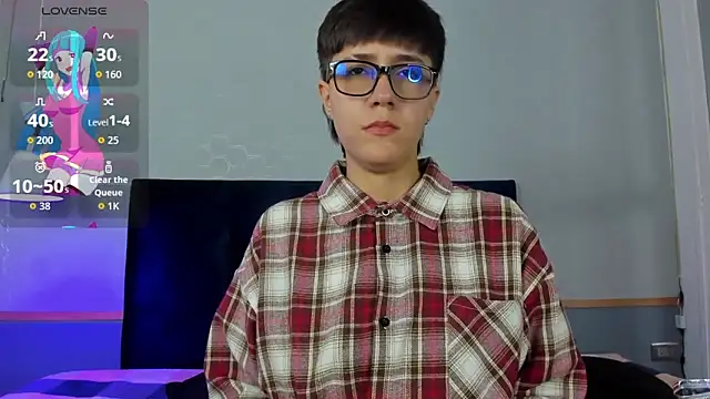 Snapshot of Tsuki_Maru chatting on November 2025 08:01:01 PM Tsuki Maru online show from November 2025 08:01:01 PM