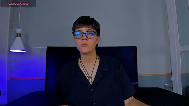 Snapshot of Tsuki_Maru chatting on November 2025 08:35:01 PM Tsuki Maru online show from November 2025 08:35:01 PM