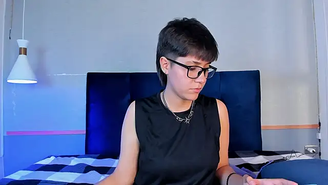 Snapshot of Tsuki_Maru chatting on November 2025 08:31:02 PM Tsuki Maru online show from November 2025 08:31:02 PM