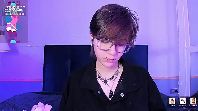 Tsuki Maru online show from February 2026 10:20:02 PM