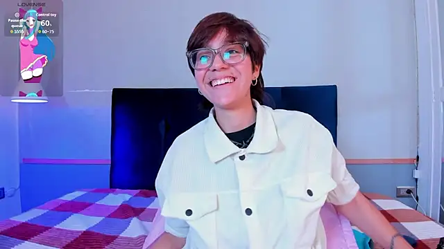 Tsuki Maru online show from March 2026 09:52:01 PM