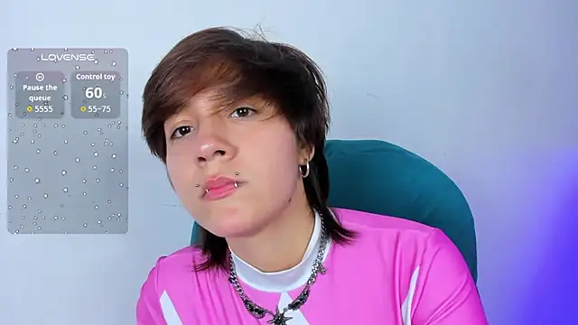 Tsuki Maru online show from April 2026 07:10:02 PM