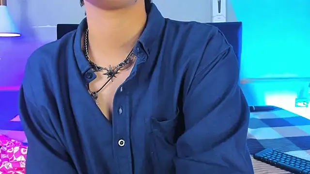 Snapshot of Tsuki_Maru chatting on December 2025 03:33:01 AM Tsuki Maru online show from December 2025 03:33:01 AM