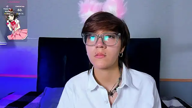 Tsuki Maru online show from March 2026 06:28:02 PM